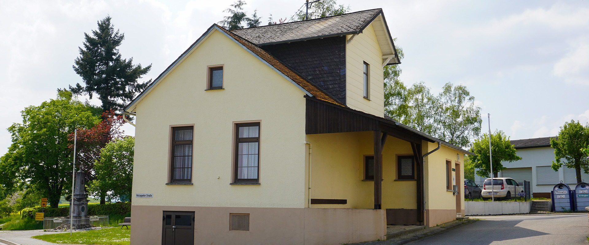 einrichtungen_header_dorfgemeinschaftshaus.jpg